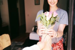 the gift of friendship warms a new house
