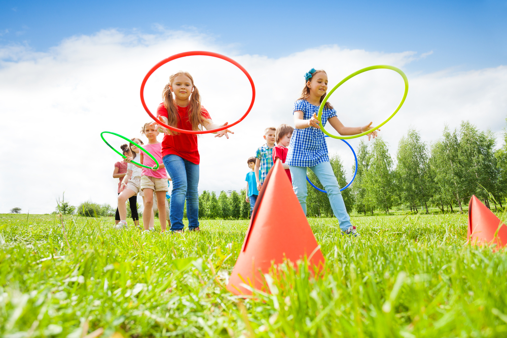 Fourth of July party games, such as a gift exchange, will help bring loved ones closer together.