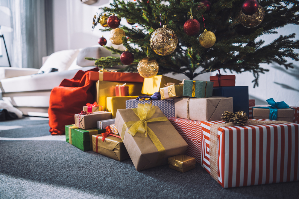 https://depositphotos.com/photo/gifts-under-christmas-tree-164795900.html